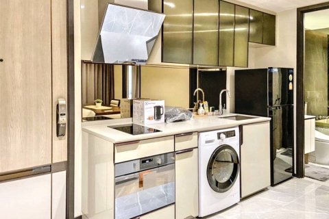 Кондоминиум с 1 спальней в Бангкоке, Таиланд № 118982 - фото 8