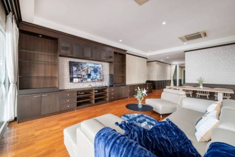 Вилла в Банг Саре, Таиланд с 5 спальнями № 118984 - фото 3