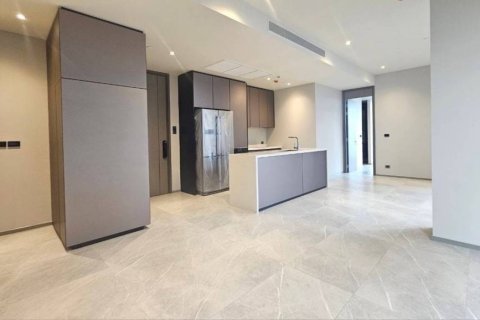 Condo in Bangkok, Thailand, 2 bedrooms  № 118983 - photo 1