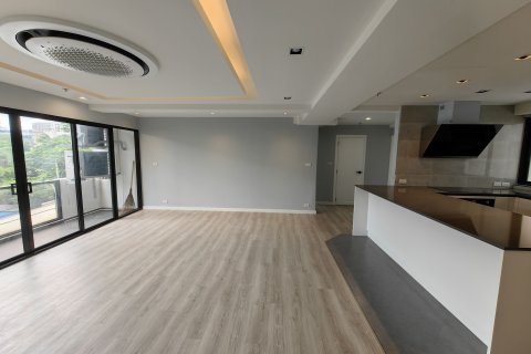 Кондоминиум с 2 спальнями в Сатхоне, Бангкок, Таиланд № 137408 - фото 1