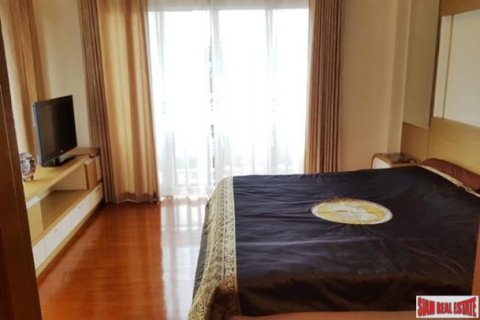 House in Pattaya, Thailand 3 bedrooms № 193228 - photo 2
