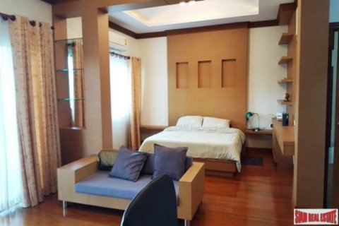 House in Pattaya, Thailand 3 bedrooms № 193228 - photo 4