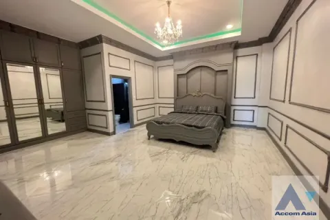 Haus in Bang Bon, Bangkok, Thailand 10 Schlafzimmer № 219890 - Foto 11