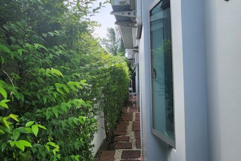 Villa in Phuket, Thailand 3 bedrooms № 153548 - photo 28