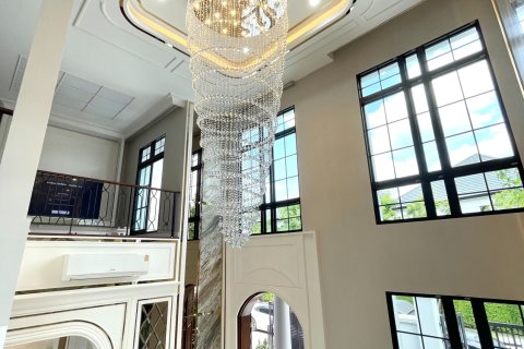 Дом в Тави Ваттане, Бангкок, Таиланд с 4 спальнями  № 169410 - фото 4