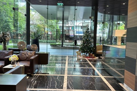 Condo à Watthana, Bangkok, Thaïlande, 2 chambres  № 137362 - photo 15