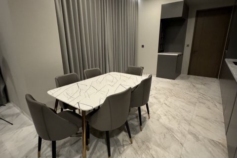 Condo in Watthana, Bangkok, Thailand, 2 bedrooms  № 160712 - photo 12