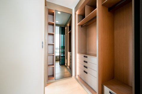 Condo in Watthana, Bangkok, Thailand, 2 bedrooms  № 160712 - photo 8