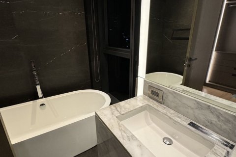 Condo in Watthana, Bangkok, Thailand, 2 bedrooms  № 160712 - photo 20