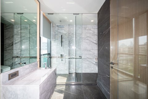 Condo in Watthana, Bangkok, Thailand, 2 bedrooms  № 160712 - photo 9