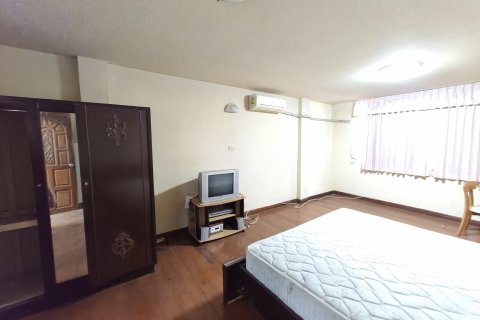 Таунхаус в Паттайе, Таиланд с 4 спальнями  № 160714 - фото 4