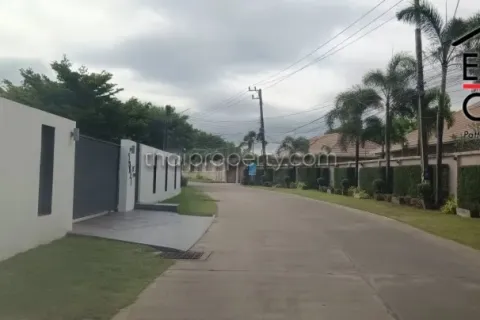 Terreno en Pattaya, Tailandia № 212736 - foto 7