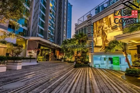 Estudio en el condominio en Jomtien Beach, Pattaya, Tailandia № 212732 - foto 16