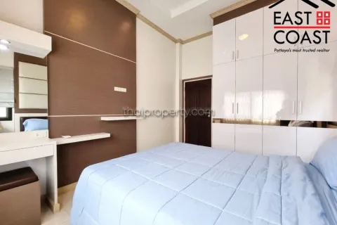 Casa de 3 dormitorios en Pattaya, Tailandia № 212735 - foto 16