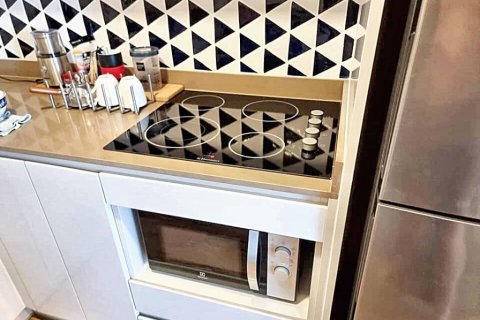 Кондоминиум с 2 спальнями в Бангкоке, Таиланд № 114529 - фото 4