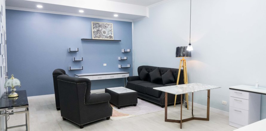 Condo à Khlong Toei, Bangkok, Thaïlande, 2 chambres  № 139920