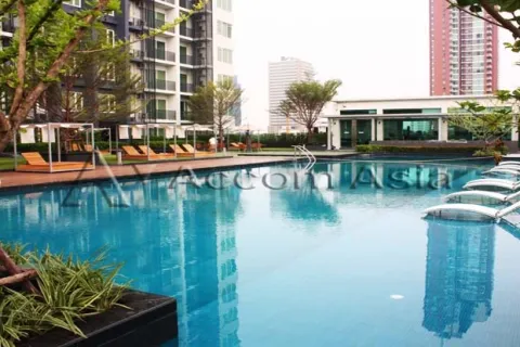 Condo à Khlong Toei, Bangkok, Thaïlande, 1 chambre  № 218564