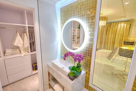 Condo in Pattaya, Thailand, 1 bedroom  № 165623 - photo 8