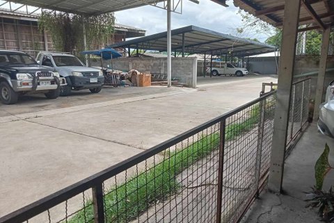 Townhouse in Phrae, Thailand 5 bedrooms № 169179 - photo 2