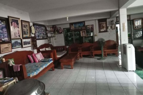 Townhouse in Phrae, Thailand 5 bedrooms № 169179 - photo 4