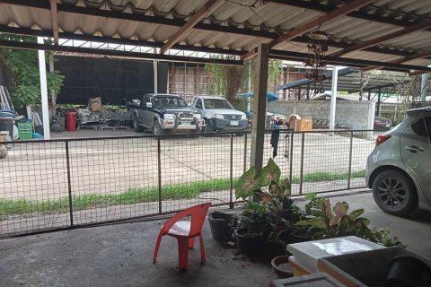 Townhouse in Phrae, Thailand 5 bedrooms № 169179 - photo 3