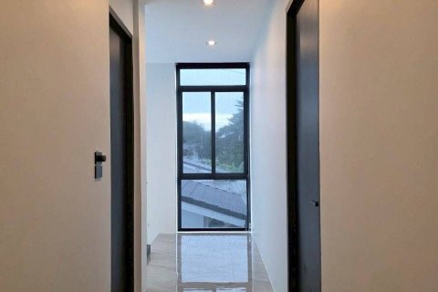 House in San Kamphaeng, Thailand 3 bedrooms № 141440 - photo 14