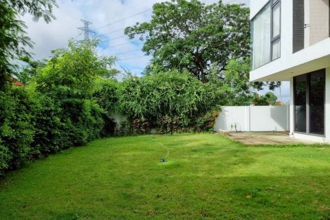 House in San Kamphaeng, Thailand 3 bedrooms № 141440 - photo 3