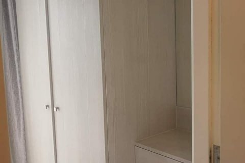 Condo in Bang Kapi, Bangkok, Thailand, 2 bedrooms  № 138667 - photo 6