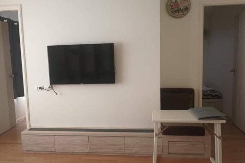 Condo in Bang Kapi, Bangkok, Thailand, 2 bedrooms  № 138667 - photo 4
