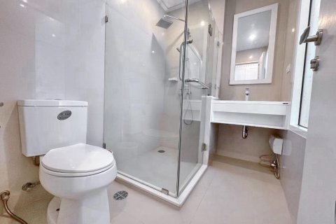 Studio dans le Condo à Bang Phlat, Bangkok, Thaïlande  № 150097 - photo 6