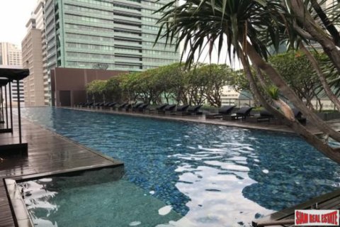 Apartment in Bangkok, Thailand 2 bedrooms № 193205