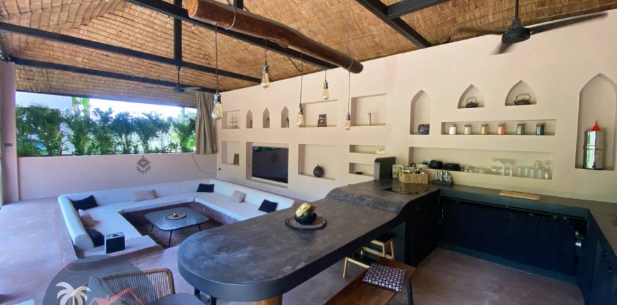 Villa in Ko Samui, Thailand 3 bedrooms № 179938