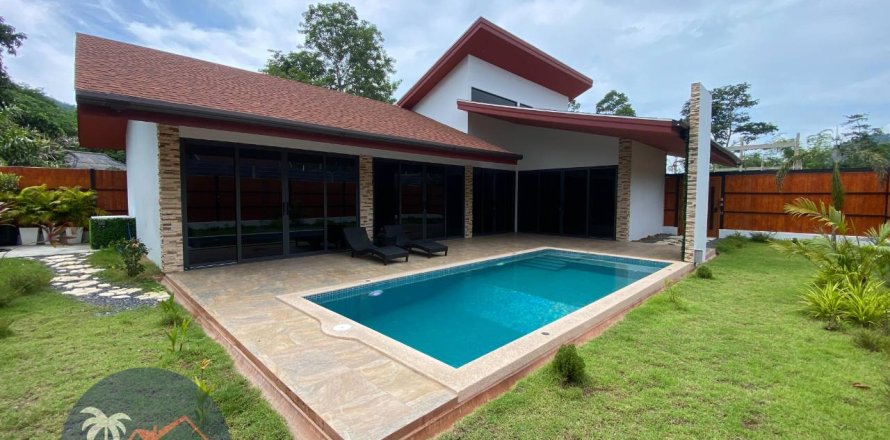 Villa in Ko Samui, Thailand 3 bedrooms № 179941