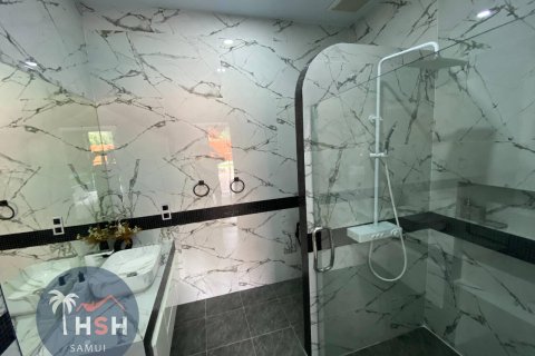 Villa in Ko Samui, Thailand 3 bedrooms № 179941 - photo 15