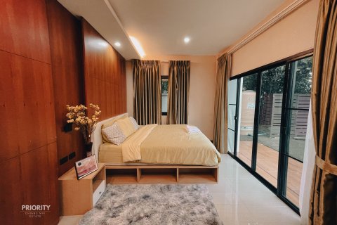 Villa à San Sai, Thaïlande 4 chambres № 137165 - photo 6