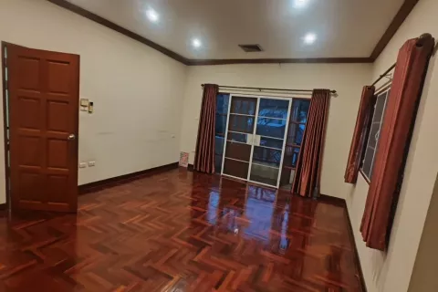 Дом в Ханг Донге, Таиланд с 4 спальнями  № 137161 - фото 4