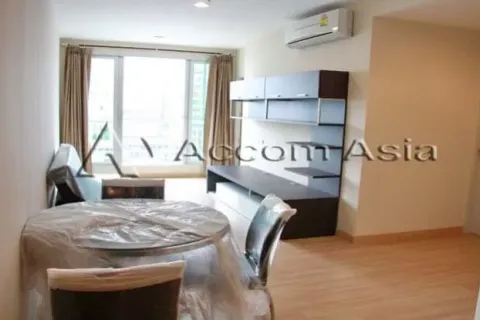 Condominio de 2 dormitorios en Bang Rak, Bangkok, Tailandia № 217953
