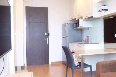 Кондоминиум с 1 спальней в Бангкоке, Таиланд № 144095 - фото 2