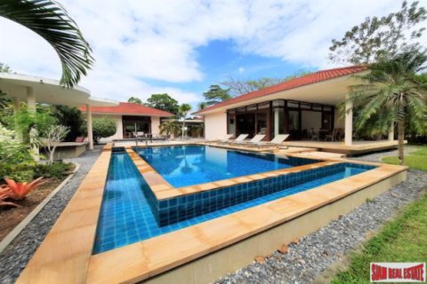 House in Krabi, Thailand 3 bedrooms № 194059