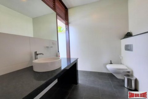 House in Krabi, Thailand 3 bedrooms № 194059 - photo 3