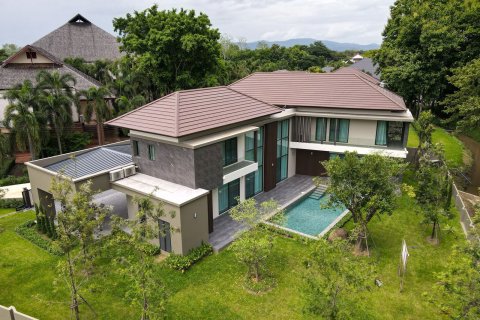 Villa à Chiang Mai, Thaïlande 4 chambres № 155325