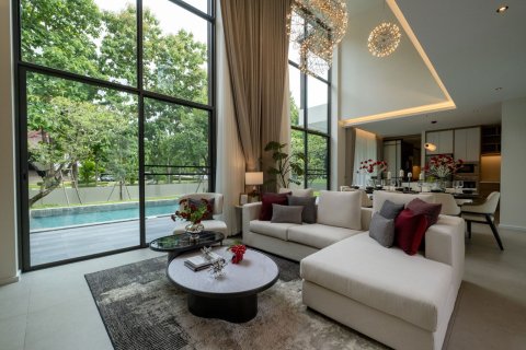 Villa in Chiang Mai, Thailand 4 bedrooms № 155325 - photo 14