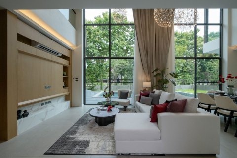 Villa in Chiang Mai, Thailand 4 bedrooms № 155325 - photo 6