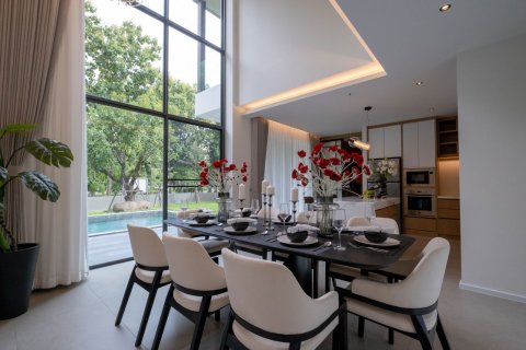 Villa in Chiang Mai, Thailand 4 bedrooms № 155325 - photo 7