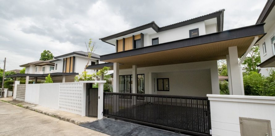 Дом в Чиангмае, Таиланд с 4 спальнями № 155324