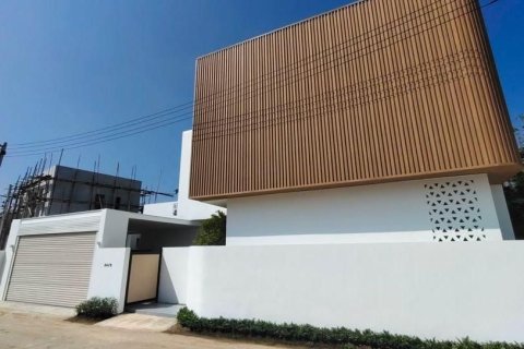 Villa in Chiang Mai, Thailand 3 bedrooms № 155330 - photo 6