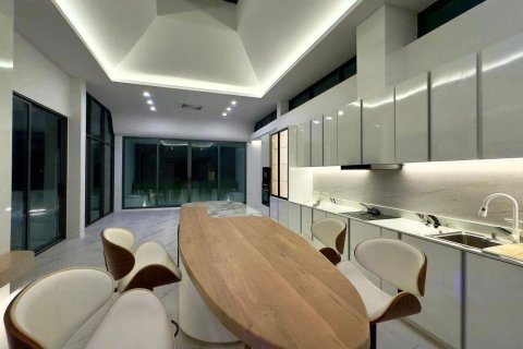 Villa à Chiang Mai, Thaïlande 5 chambres № 155327 - photo 17