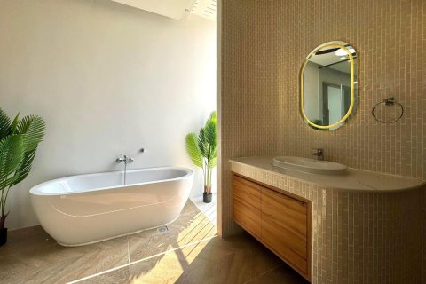 Villa in Chiang Mai, Thailand 5 bedrooms № 155327 - photo 25