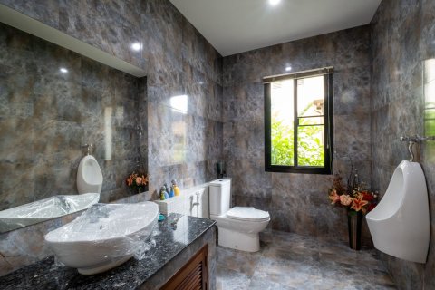 Вилла в Чиангмае, Таиланд с 5 спальнями № 155326 - фото 17