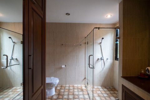 Villa in Chiang Mai, Thailand 5 bedrooms № 155326 - photo 19